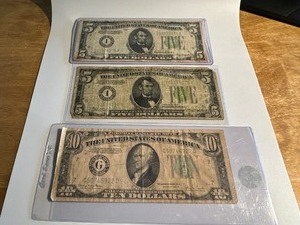 lot 27 image: Three 1934 Federal Reserve Notes $10, $5 and $5