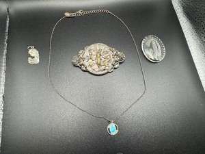 lot 235 image: Vintage Religious Necklace, Mother and Child Charm, Vintage Angel with Horses Brooch and Glass Ornament