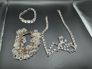 lot 246 image: Vintage Necklace and Bracelets
