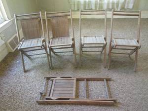 lot 27 image: (DLR) 5 Vintage Wood Folding Chair...