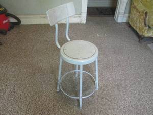 lot 55 image: (DLR) Vintage Metal Stool with Bac...