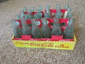 lot 70 image: (DLR) Vintage Case of Coca-Coa Bot...