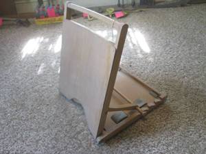 lot 77 image: (DLR) Vintage Wood Folding Adjusta...