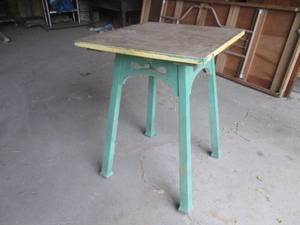 lot 108 image: (G) Vintage Wood Table - 22 12 x ...