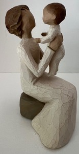 lot 28 image: WILLOW TREE Figurines - QTY 5