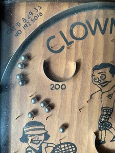 lot 91 image: Vintage CLOWN-N-UP Tabletop Pinball