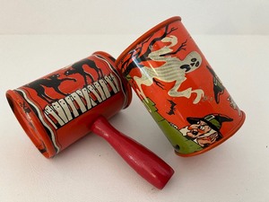 lot 182 image: Pair of Vintage HALLOWEEN Noise Makers