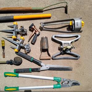 lot 32 image: Large Box of Garden Tools