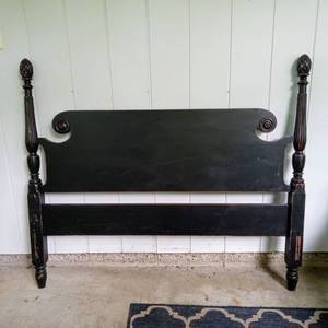 lot 45 image: Vintage Solid Wood Headboard and Footboard
