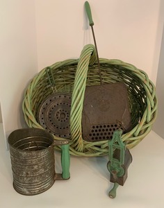 lot 69 image: VINTAGE 5 Piece Kitchen Wares and Camping Accessories