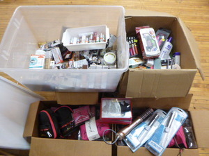 Large Lot of Beauty Supplies