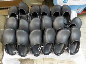 9 pair New Childrens Clogs size 131