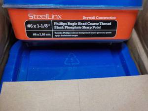 Steelinx Packaged Fasteners #6-1 18 20 x 1 lb. cartons Phillips Bugle Head Coarse Thread Gray Phosphate Sharp Point