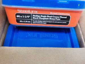Steelinx Packaged Fasteners #6-1 14 20 x 1 lb. cartons Phillips Bugle Head Coarse Thread Gray Phosphate Sharp Point