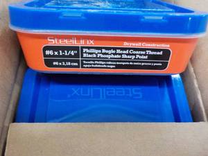 Steelinx Packaged Fasteners #6-1 14 20 x 1 lb. cartons Phillips Bugle Head Coarse Thread Gray Phosphate Sharp Point