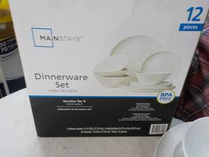 Mainstays 12 pc Dinnerware Set- Juego De Vajilla