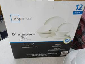 Mainstays 12 pc Dinnerware Set- Juego De Vajilla
