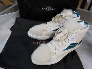New Coach size 6M Soft Smooth Calf Suede Chalk Color Shoes