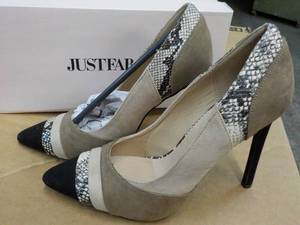 JustFab New size 7.5 Karris Taupe Pumps
