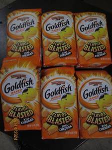 6 6.6oz bags of goldfish baked flavor blast best by date of 32024