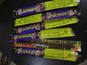 lot of 6 slim jims spicy 3x bigger best by date of march 2024