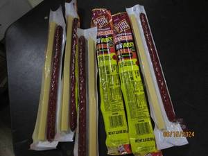 lot of 6 slim jim pepperoni and cheese bigg boss 3.0z size best by date of march 2024