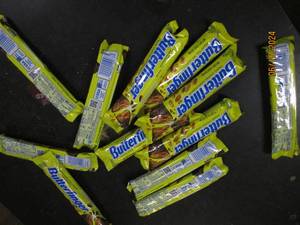 121.9 oz butterfingers best buy date of march 2024