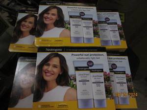6 packages of 2 neutrogena ultra sheer dry touch sunscreen 55 spf