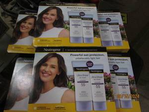 6 packages of 2 neutrogena ultra sheer dry touch sunscreen 55 spf