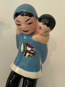 lot 24 image: Two Vintage 1943 Brayton Laguna Pottery Asian Figurines