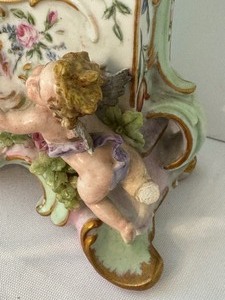 lot 18 image: Antique Hand Painted Cherub Clock