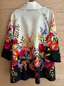 lot 69 image: ic by Connie K Beautiful Floral Shirt