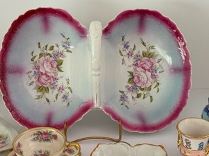lot 56 image: Variety of Vintage Glassware