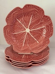 lot 10 image: Five Vintage Bordallo Pinheiro Pink Cabbage 12 Charger Plates