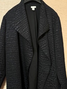 lot 110 image: St. John Sparkly Open Black Jacket