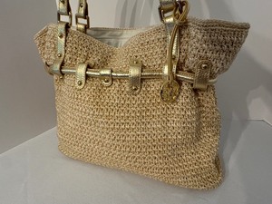 lot 111 image: The Sak LG Crocheted Lined Knit Gold Threading Cream Double Handle Handbag Purse