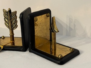 lot 98 image: Pair of Decorative Vintage Bookends by ima-a