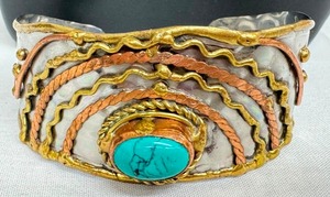 lot 209 image: Gorgeous Cuff Bracelet