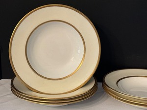lot 87 image: (7) Royal Doulton Soup Bowls