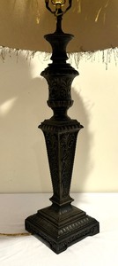 lot 146A image: Decorative Table Lamp
