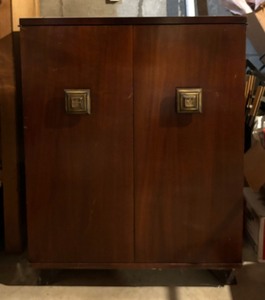 lot 167 image: Vintage DuMont TV Cabinet