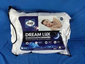 lot 46 image: New Sealy Dream Luz Soft Support Pillow Queen Size