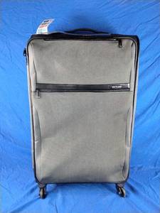 lot 86 image: Skyline 28.5 Softsided Suitcase