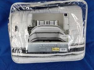 lot 117 image: New Farmhouse Stripe Reversible Cotton Quilt Black 2Pc Set Full  Queen