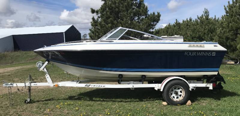 1987 Four Winns 16 Speedboat w Trailer