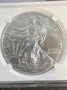lot 04 image: 2017-W AMERICAN SILVER EAGLE NGC MS69