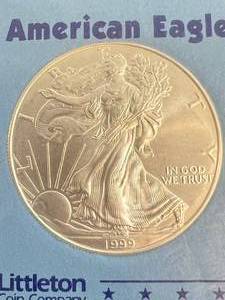 lot 67 image: 1999 AMERICAN SILVER EAGLE 1 TROY OZ .999 FINE SILVER IN CASE