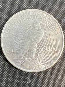 lot 68 image: 1922 US PEACE SILVER DOLLAR