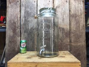 Hampton Glassware 2.5 Gallon Dispenser