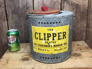Vintage CLIPPER Heated Minnow Bucket
